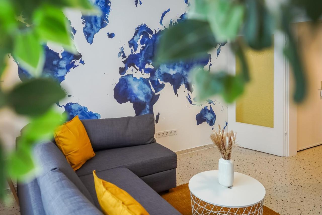 7seas Business & Family - Balkon - 24-7 Check-in Apartment Kaiserslautern
